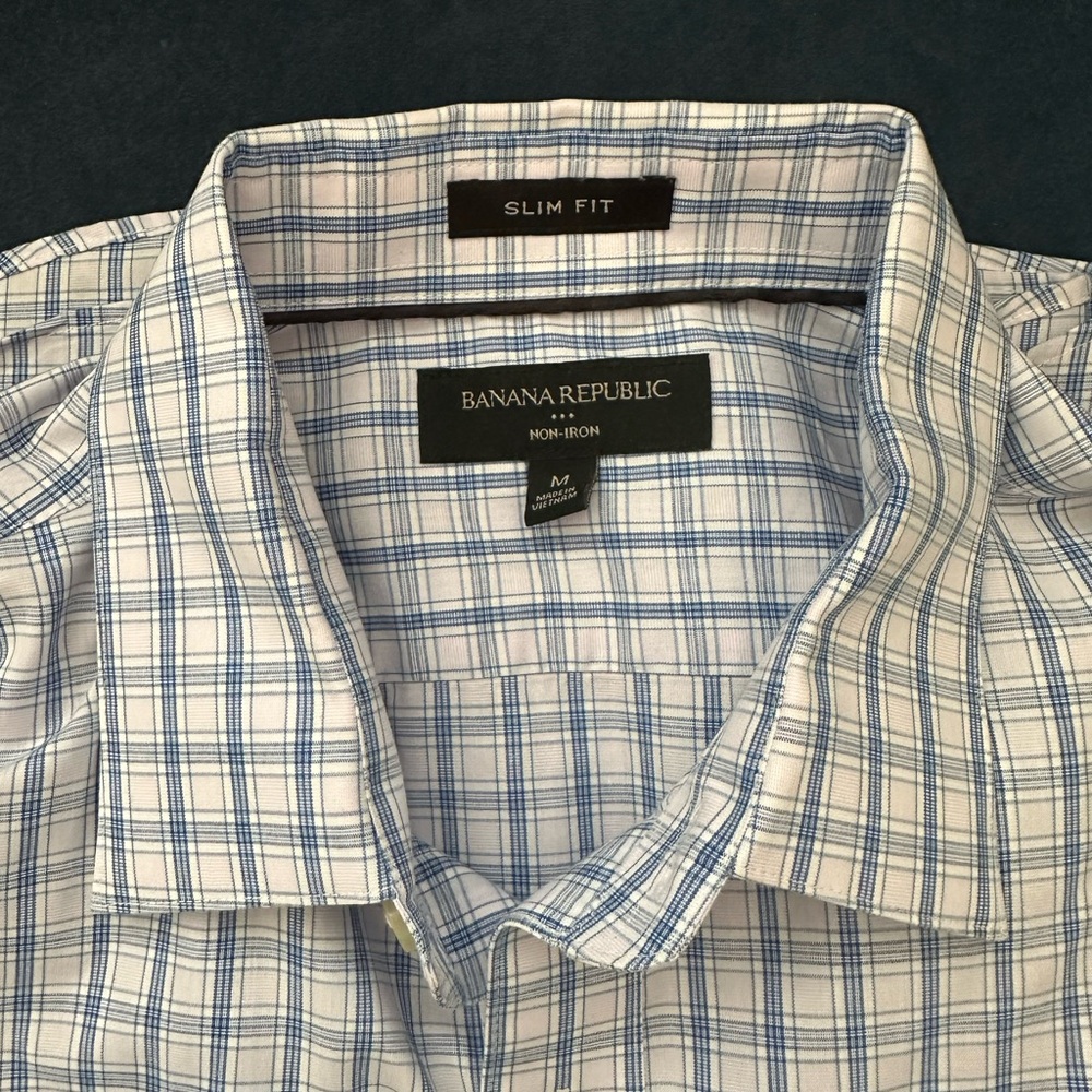 Banana Republic White and Blue Checkered Men's Shirt